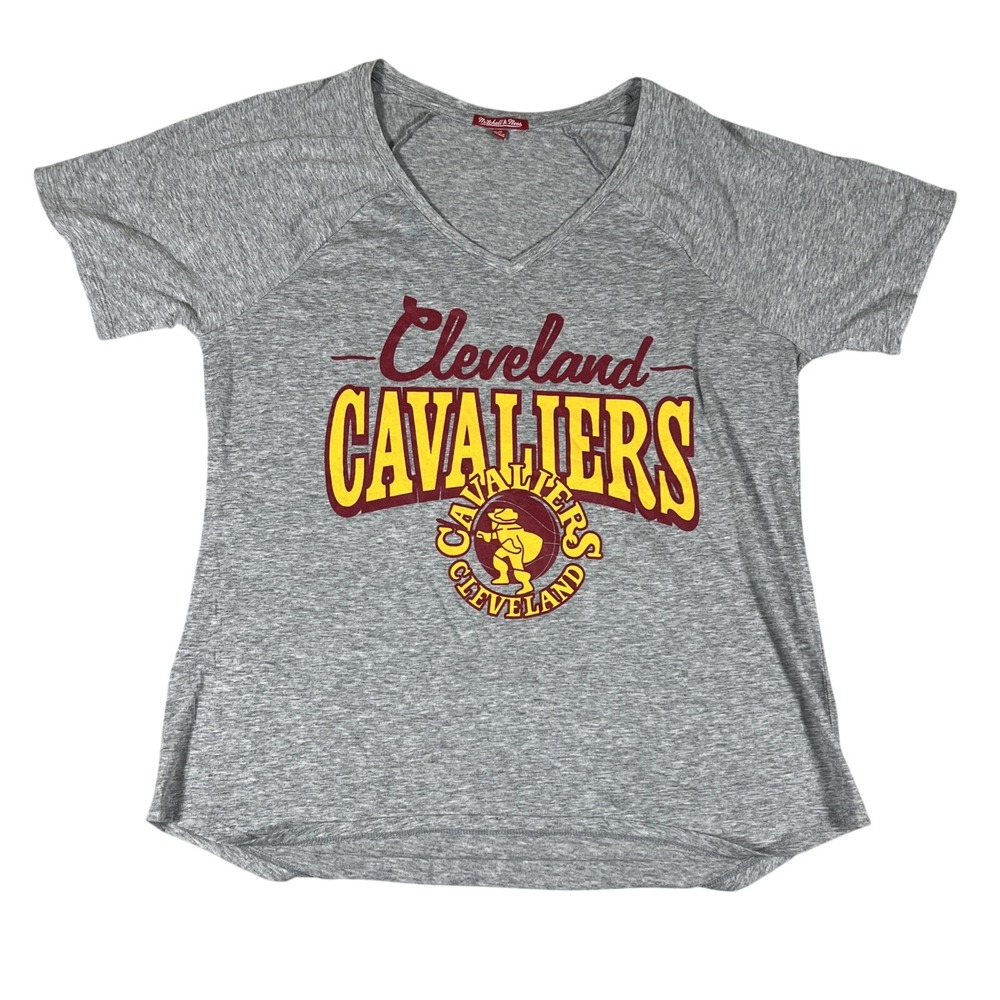 Mitchell & Ness Cleveland Cavaliers‎ Womens Gray V-Neck Graphic T-Shirt Size M